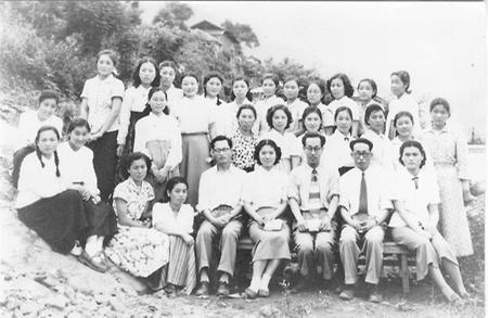 1953년 부산 가교에서 이홍우 선생님 송별회